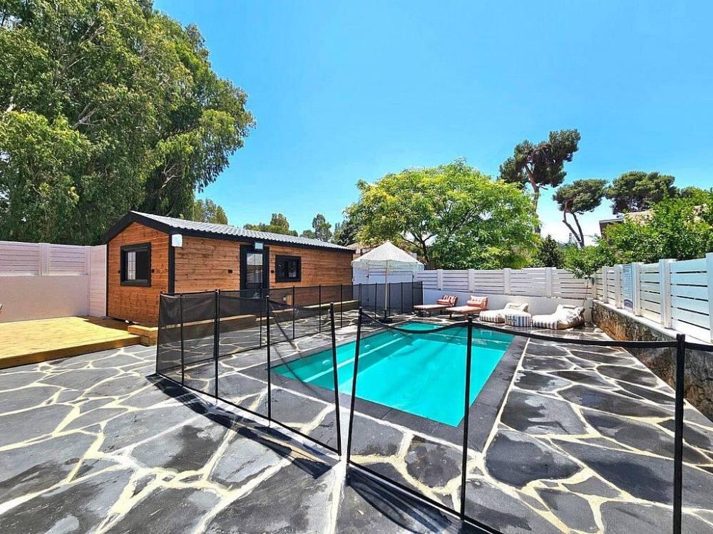 חורשת האקליפטוס ריזורט מרכז  12  לופט 4 יו