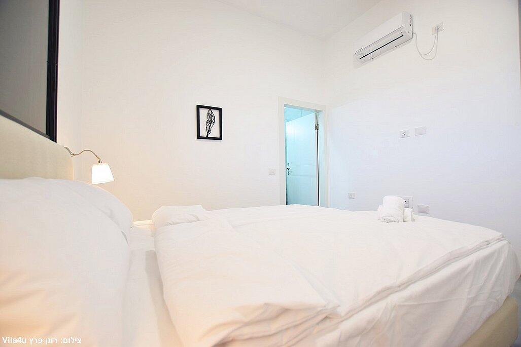 אחוזת אברהם בוטיק מרכז  16  נופש - וי פור ויקיישן - V for Vacation