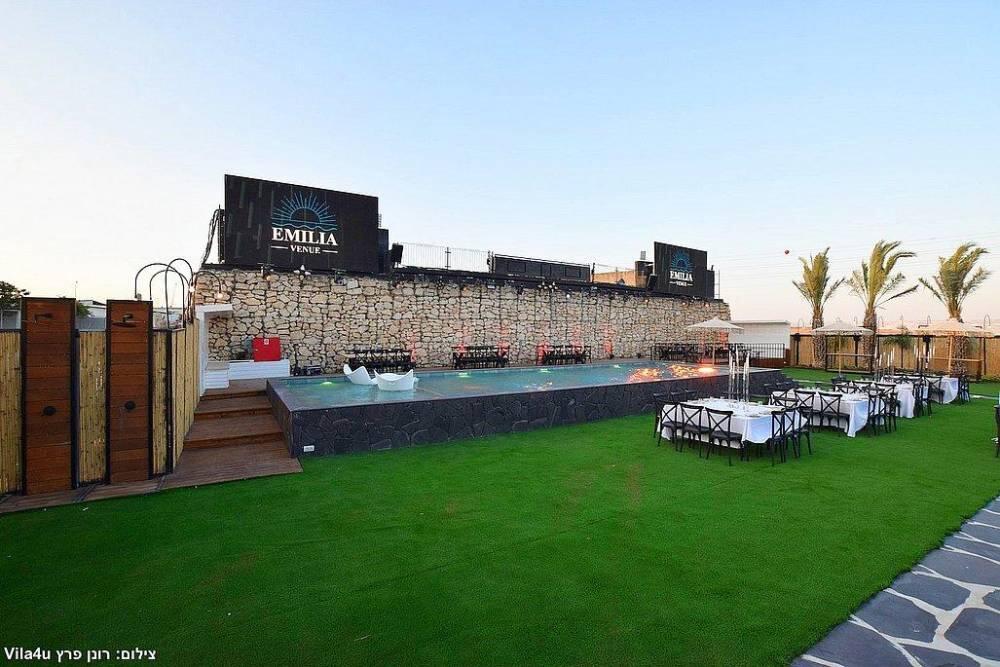 אמיליה איוונטס מרכז  5  לופט 4 יו