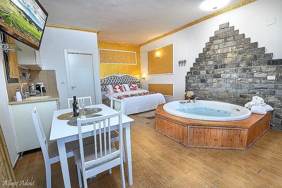 סלו מול הכנרת - מתחם בוטיק יוקרתי לקהל הדתי צפון  5  נופש - וי פור ויקיישן - V for Vacation