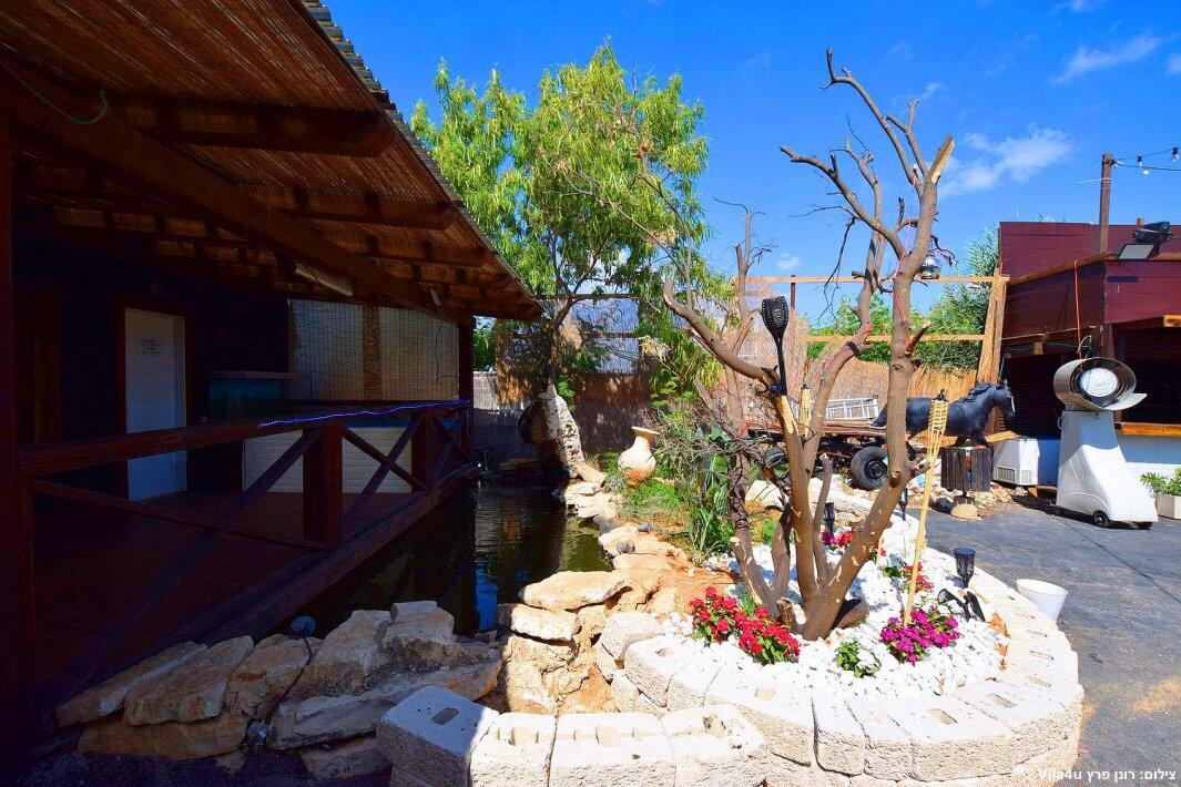 קרטחנה בעיר מרכז  28  נופש - וי פור ויקיישן - V for Vacation