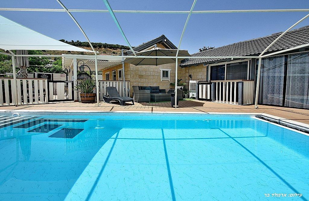 אחוזת נטלי צפון  31  נופש - וי פור ויקיישן - V for Vacation