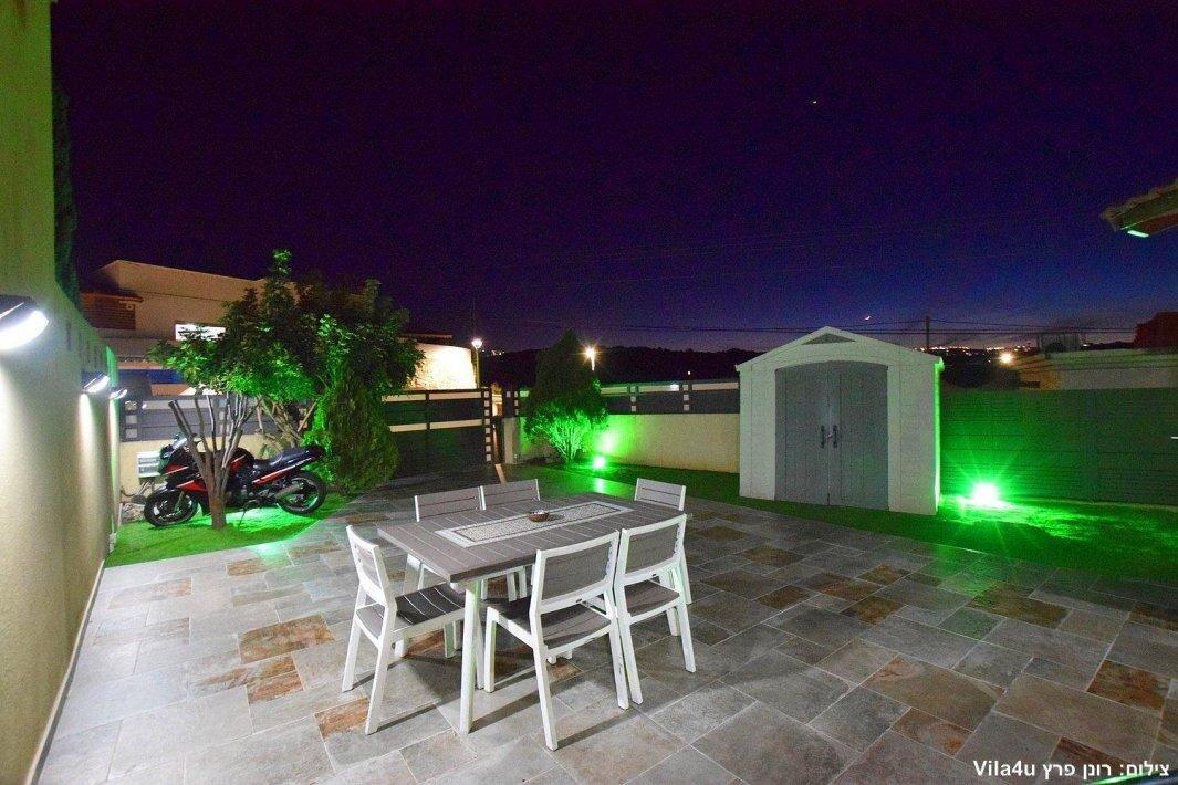 אחוזת סיזר גארדן צפון  20  נופש - וי פור ויקיישן - V for Vacation