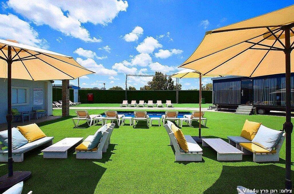 בית האצילים איוונטס מרכז  21  נופש - וי פור ויקיישן - V for Vacation