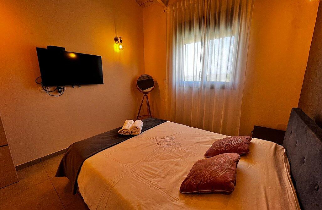 צימרים נעמי ומי צפון  6  נופש - וי פור ויקיישן - V for Vacation