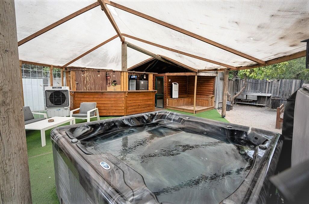 וויליג בר איוונטס מרכז  14  לופט 4 יו