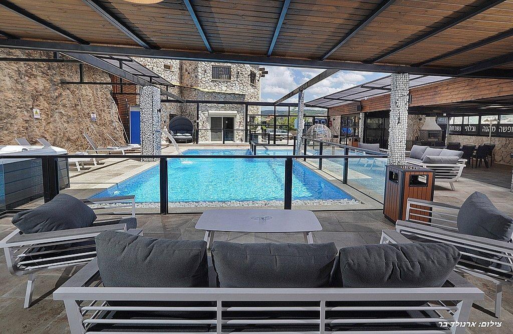 אחוזת הסלעים צפון  8  נופש - וי פור ויקיישן - V for Vacation