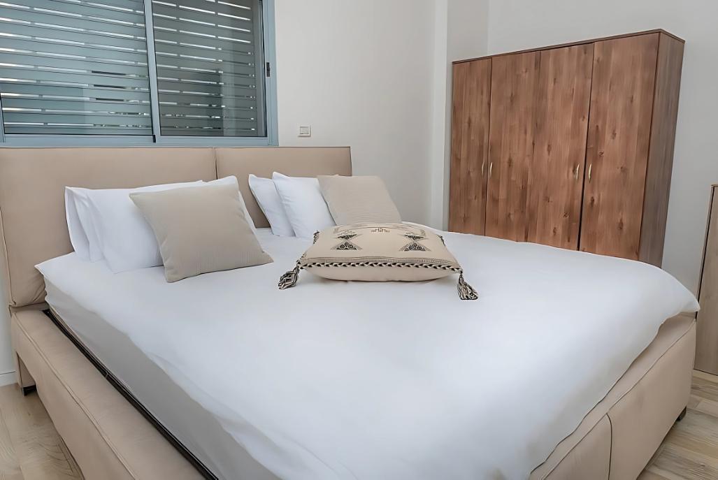 וילה אריאה בלו בוטיק צפון  13  נופש - וי פור ויקיישן - V for Vacation