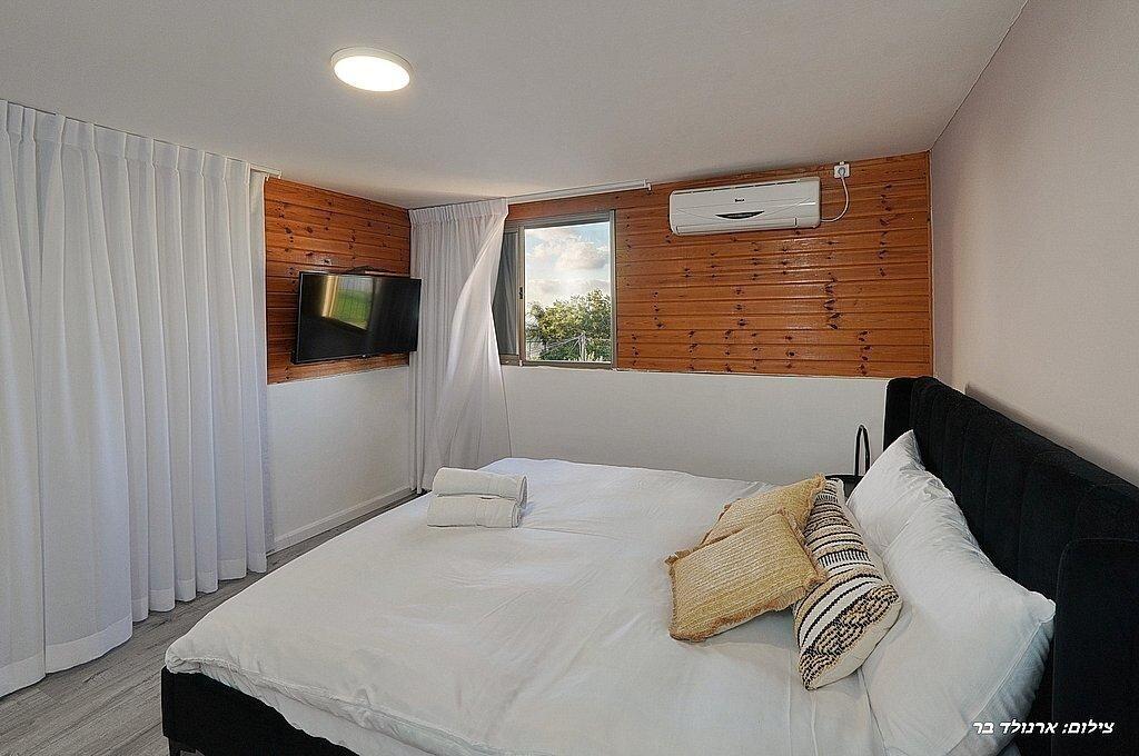 אחוזת הלל צפון  42  נופש - וי פור ויקיישן - V for Vacation