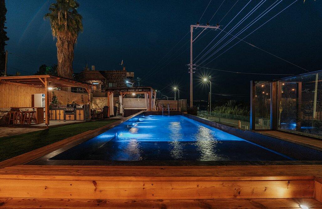 וילה אואזיס פאלאס צפון  27  נופש - וי פור ויקיישן - V for Vacation