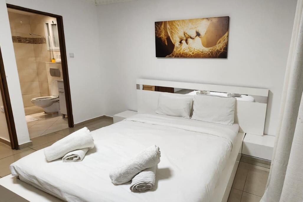 וילה ניס דרום  14  נופש - וי פור ויקיישן - V for Vacation