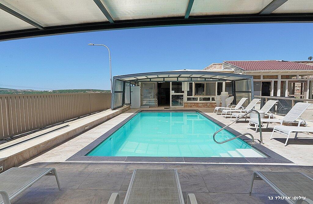 וילה ונילה צפון  16  נופש - וי פור ויקיישן - V for Vacation