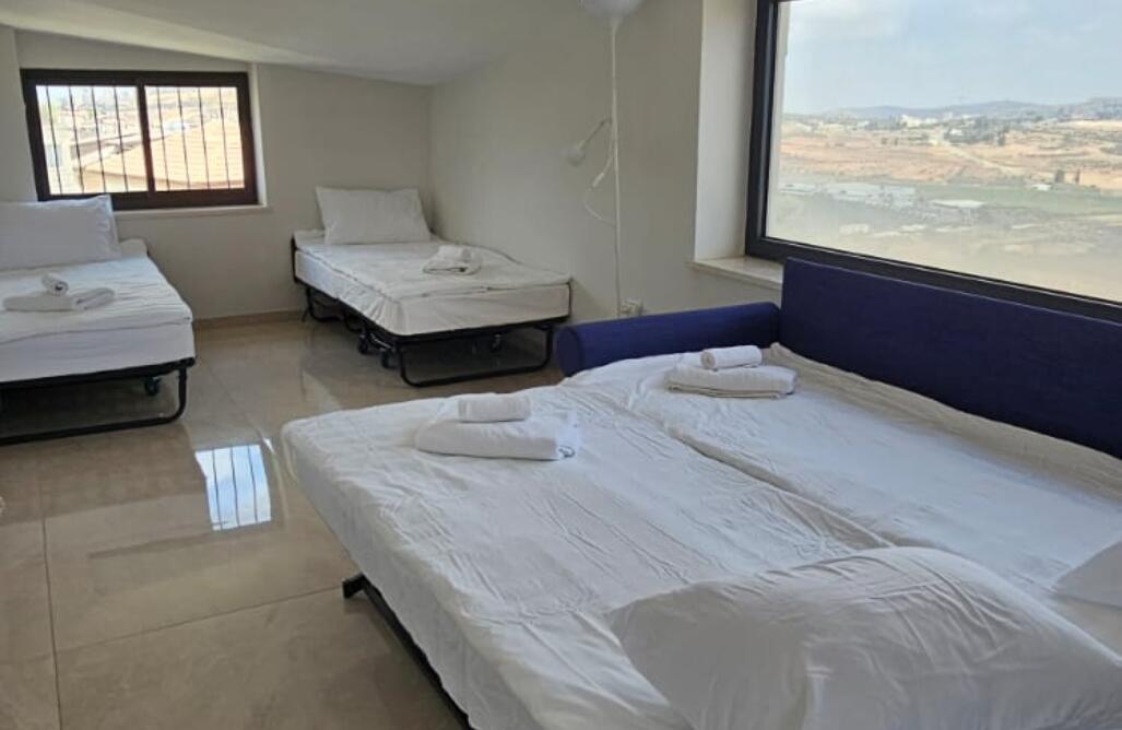 וילה נווה שמואל אינדיגו מרכז  8  נופש - וי פור ויקיישן - V for Vacation