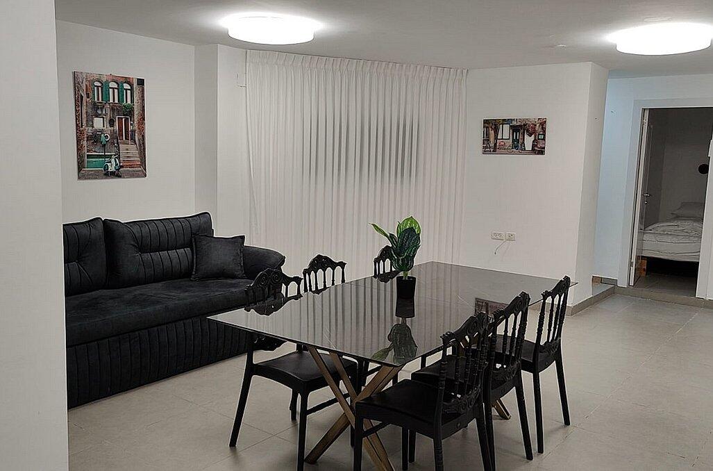 אצולת אירופה - גבעות ירושלים מרכז  7  נופש - וי פור ויקיישן - V for Vacation