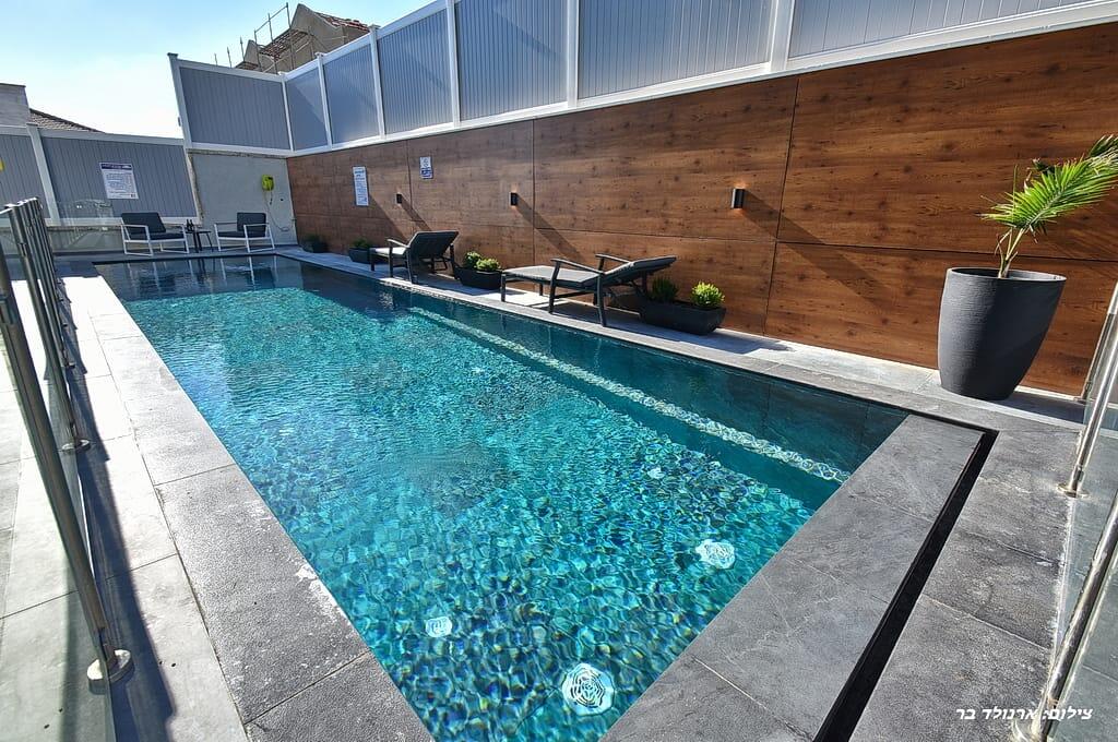 אחוזת ינון צפון  22  נופש - וי פור ויקיישן - V for Vacation