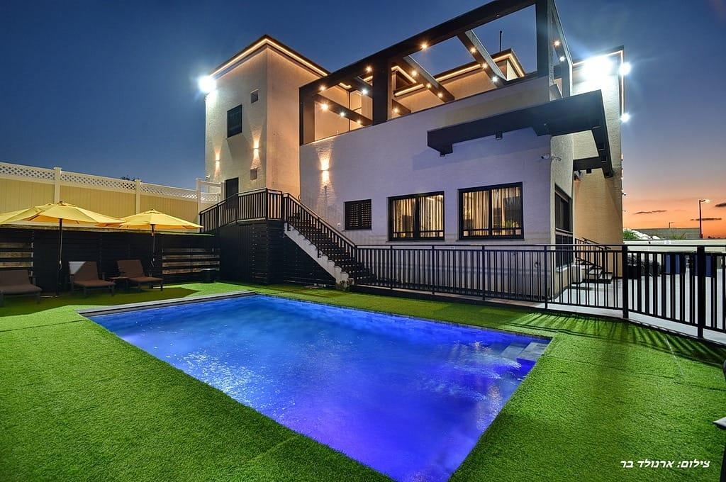 אחוזת יערה צפון  4  נופש - וי פור ויקיישן - V for Vacation