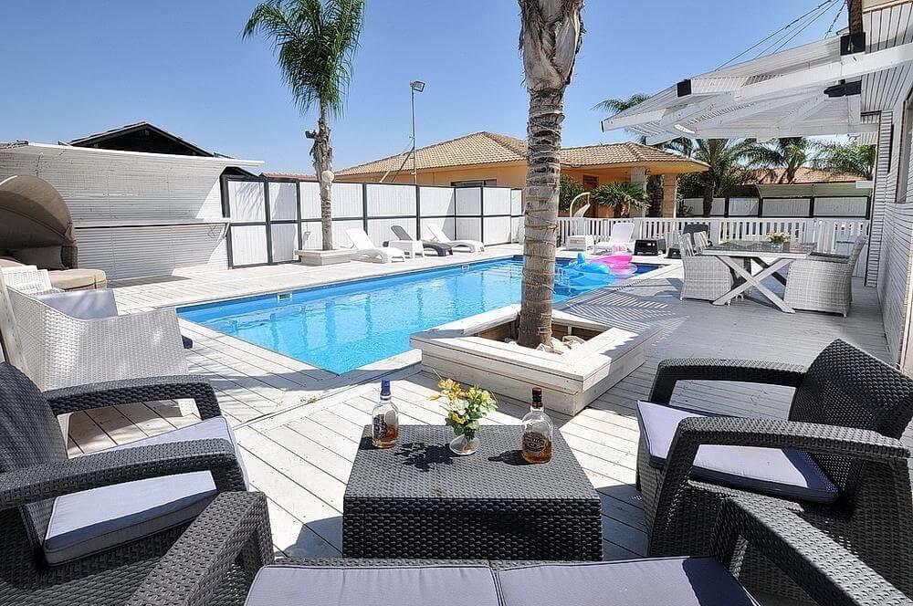 אחוזת בר דרום  10  נופש - וי פור ויקיישן - V for Vacation