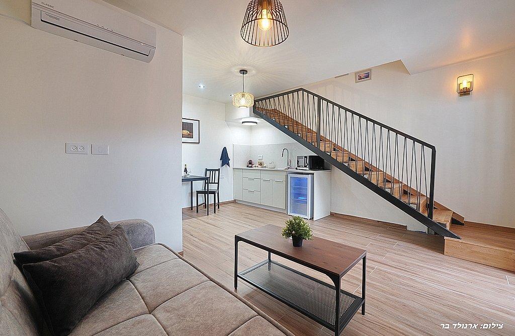 אחוזת הסלעים צפון  33  נופש - וי פור ויקיישן - V for Vacation