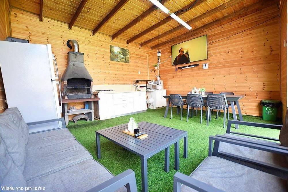 צימר מול השקיעה צפון  18  נופש - וי פור ויקיישן - V for Vacation