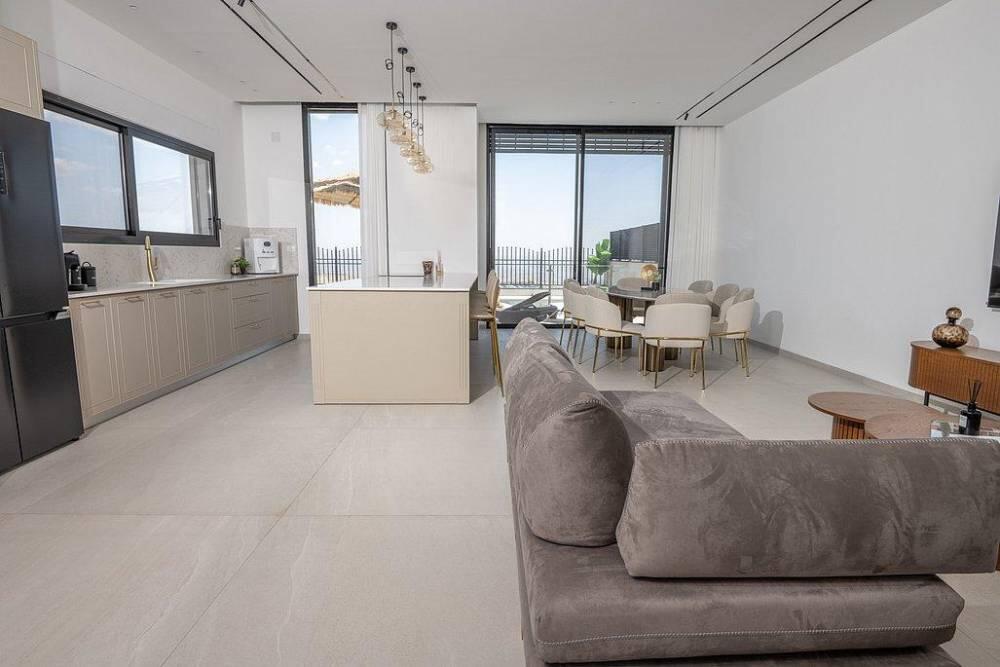 וילה רויאל טווינס בוטיק צפון  11  נופש - וי פור ויקיישן - V for Vacation