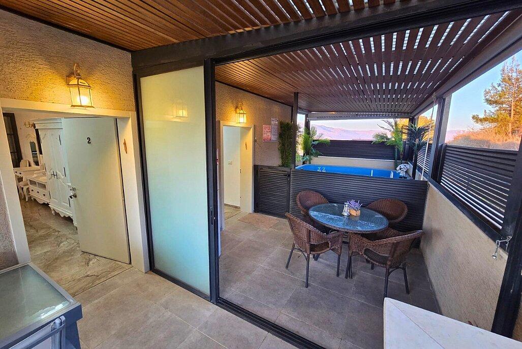 סוויטות רומאנס צפון  5  נופש - וי פור ויקיישן - V for Vacation