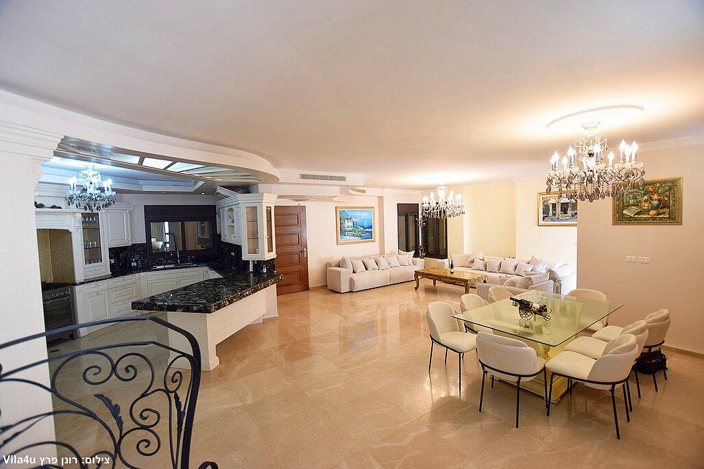 וילה רוז פרימיום צפון  30  נופש - וי פור ויקיישן - V for Vacation