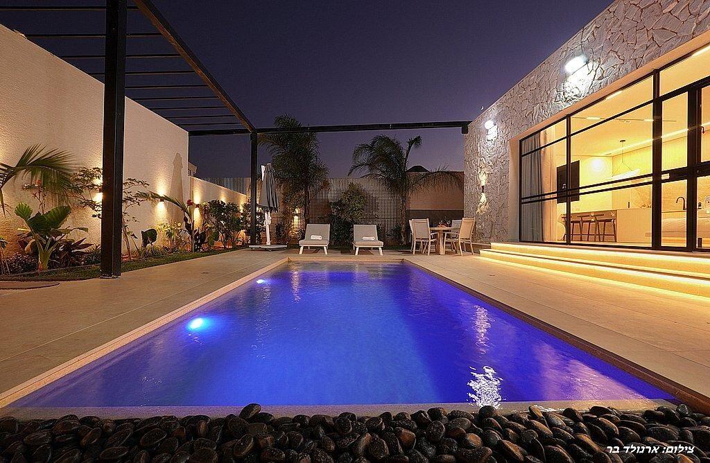 לומה סוויט צפון  20  נופש - וי פור ויקיישן - V for Vacation