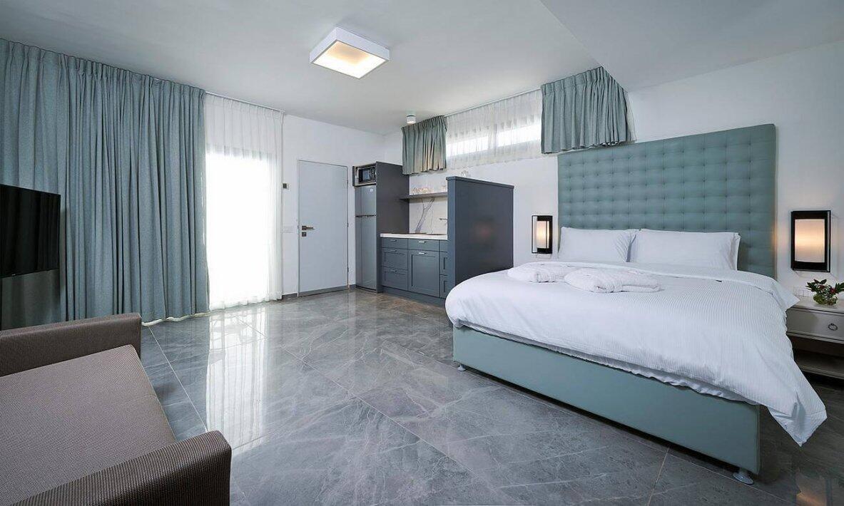 וילה גרדניה דרום  11  נופש - וי פור ויקיישן - V for Vacation