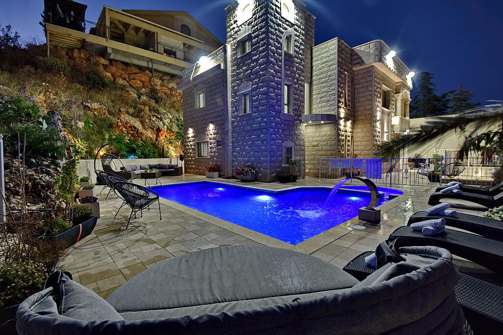 וילה קינג פאלאס צפון  19  נופש - וי פור ויקיישן - V for Vacation