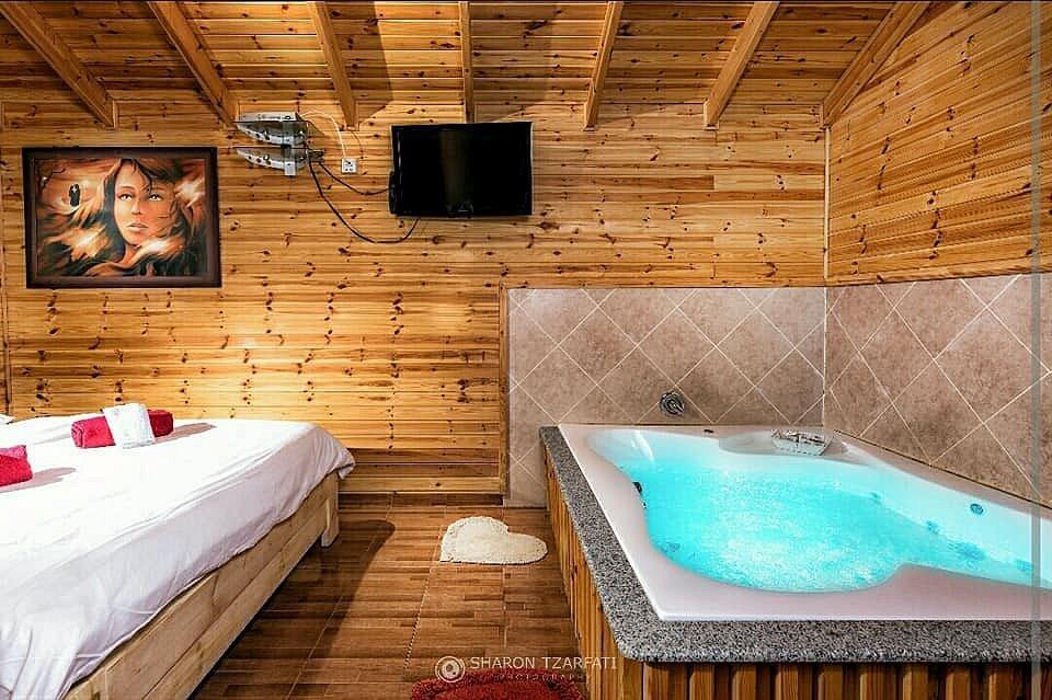 סופת הכלניות צפון  7  נופש - וי פור ויקיישן - V for Vacation