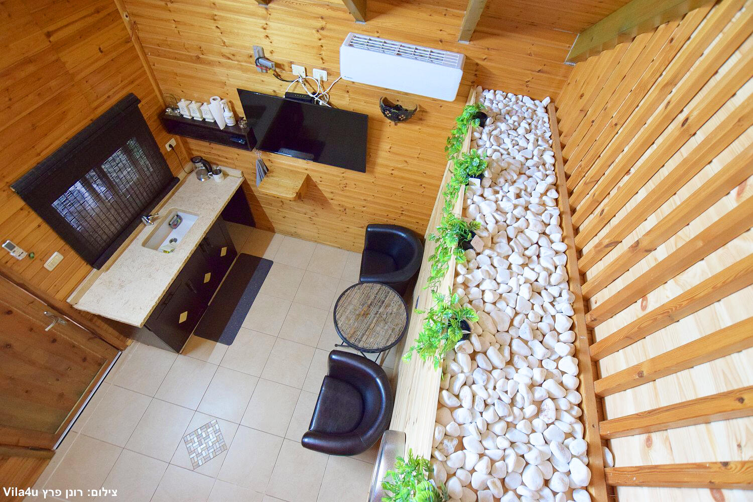 אחוזת קנה הבושם מרכז  8  נופש - וי פור ויקיישן - V for Vacation