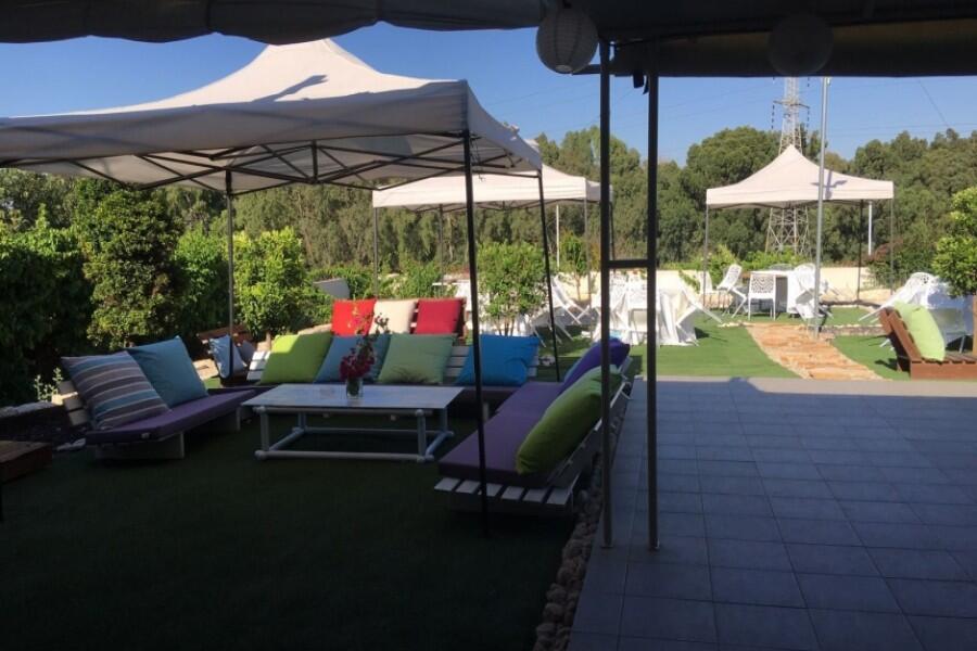 וילה בקצה השדה מרכז  13  נופש - וי פור ויקיישן - V for Vacation