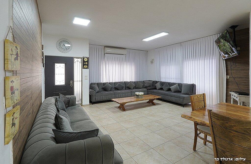 וילה ונילה צפון  11  נופש - וי פור ויקיישן - V for Vacation