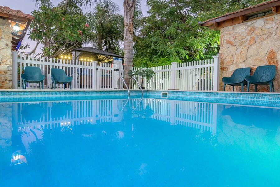 אבן החלומות צפון  21  נופש - וי פור ויקיישן - V for Vacation