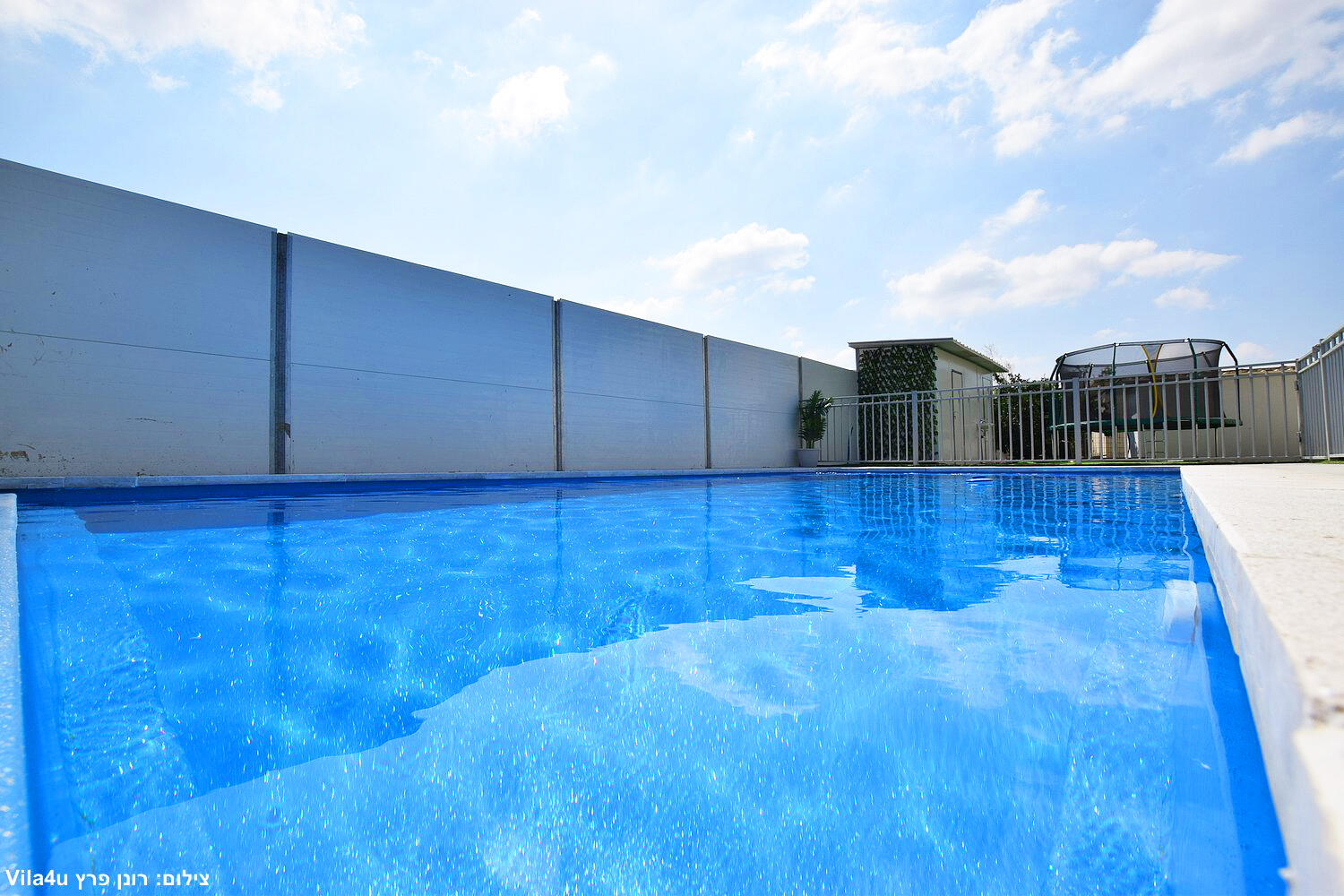 אחוזת עין הגפן מרכז  24  נופש - וי פור ויקיישן - V for Vacation