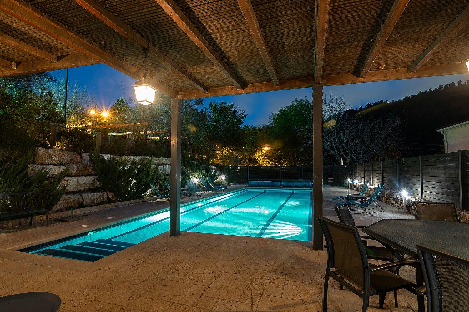 וילה בית זית מרכז  49  נופש - וי פור ויקיישן - V for Vacation