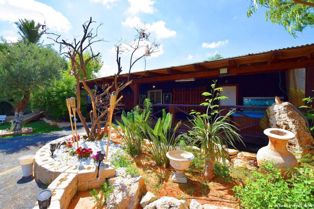 קרטחנה בעיר מרכז  34  נופש - וי פור ויקיישן - V for Vacation