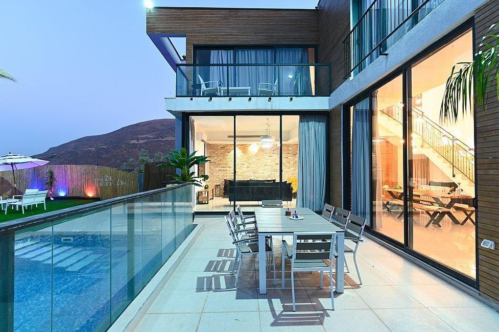 וילה V מגדל צפון  49  נופש - וי פור ויקיישן - V for Vacation