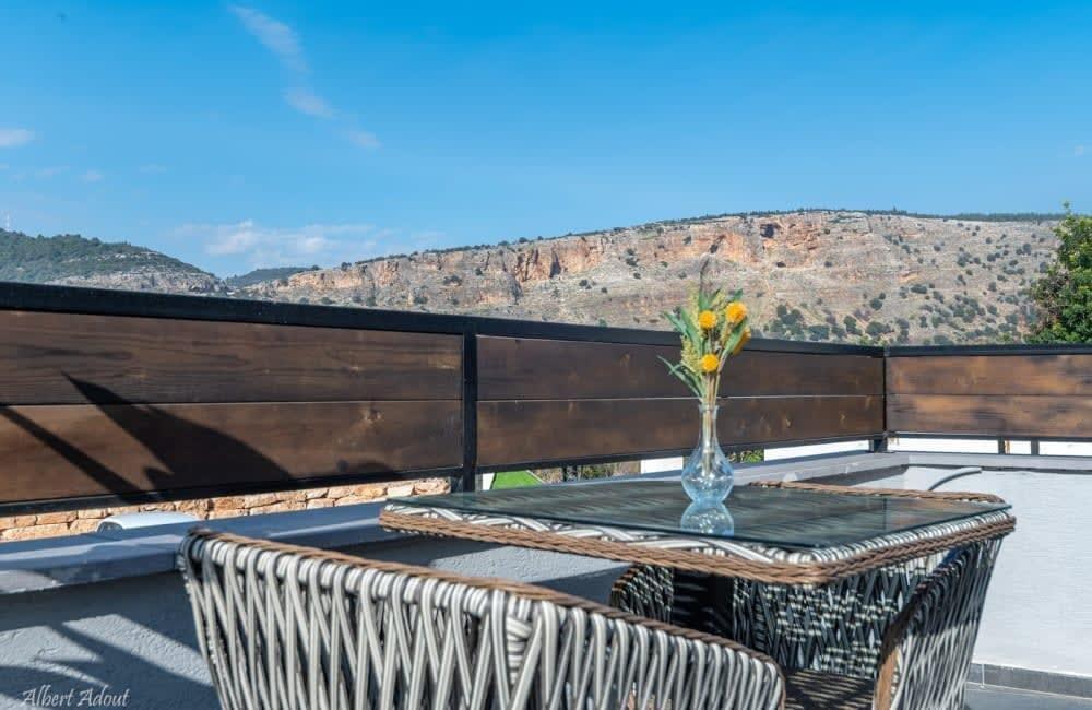 תאי בוטיק הוטל צפון  28  נופש - וי פור ויקיישן - V for Vacation