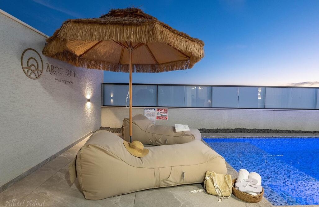 ארקו סוויט צפון  22  נופש - וי פור ויקיישן - V for Vacation