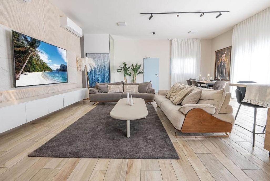 וילה אריאה בלו בוטיק צפון  19  נופש - וי פור ויקיישן - V for Vacation