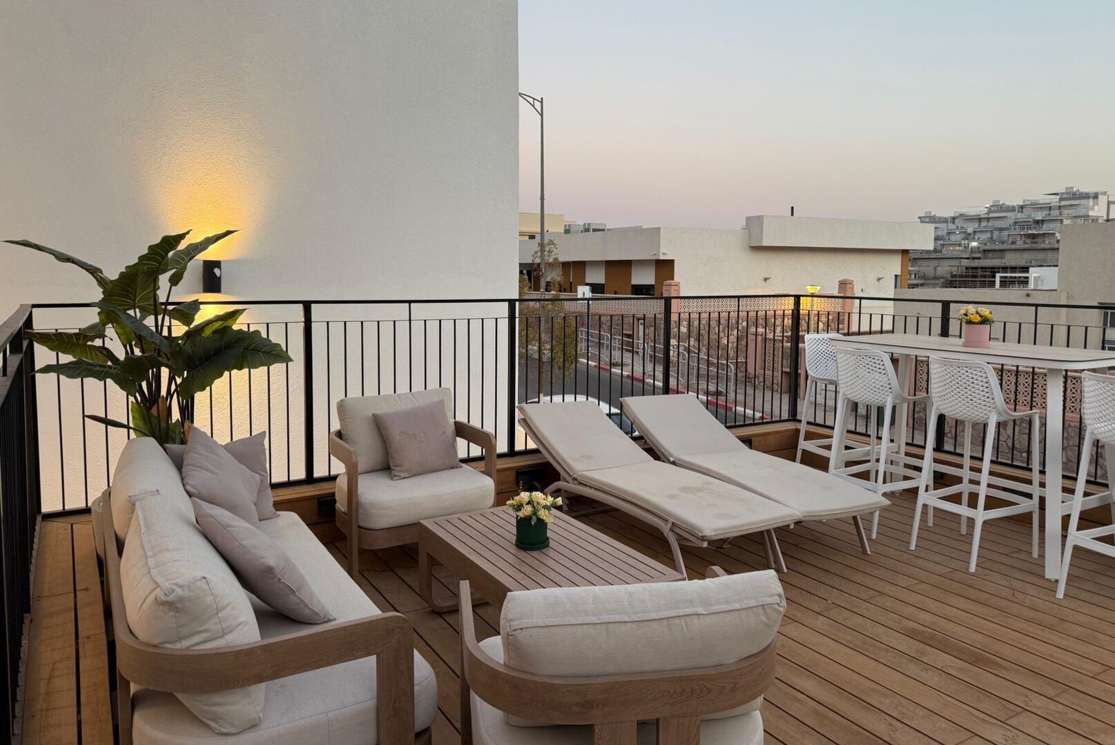 ארי אילת- Ari Eilat דרום  10  נופש - וי פור ויקיישן - V for Vacation