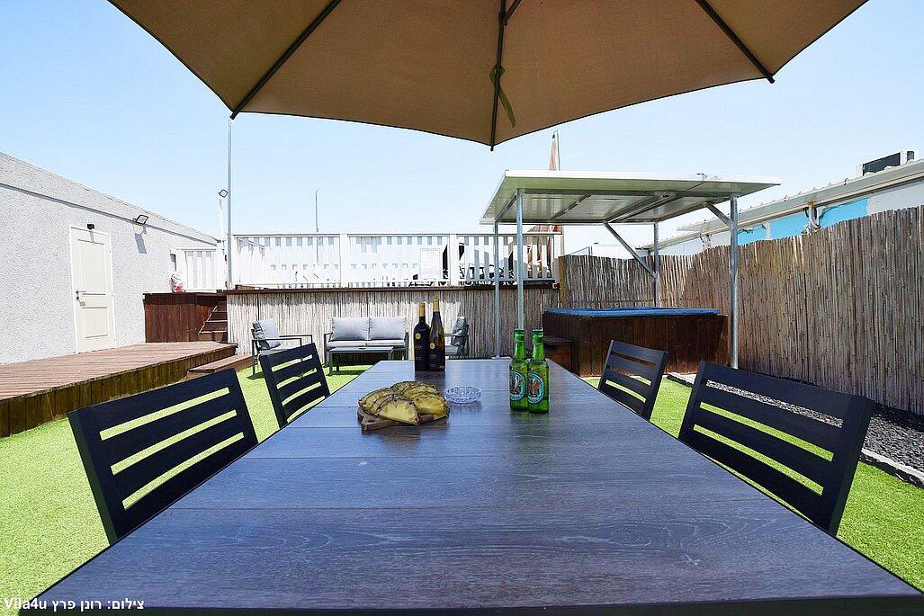 סאן סוויט צפון  28  נופש - וי פור ויקיישן - V for Vacation