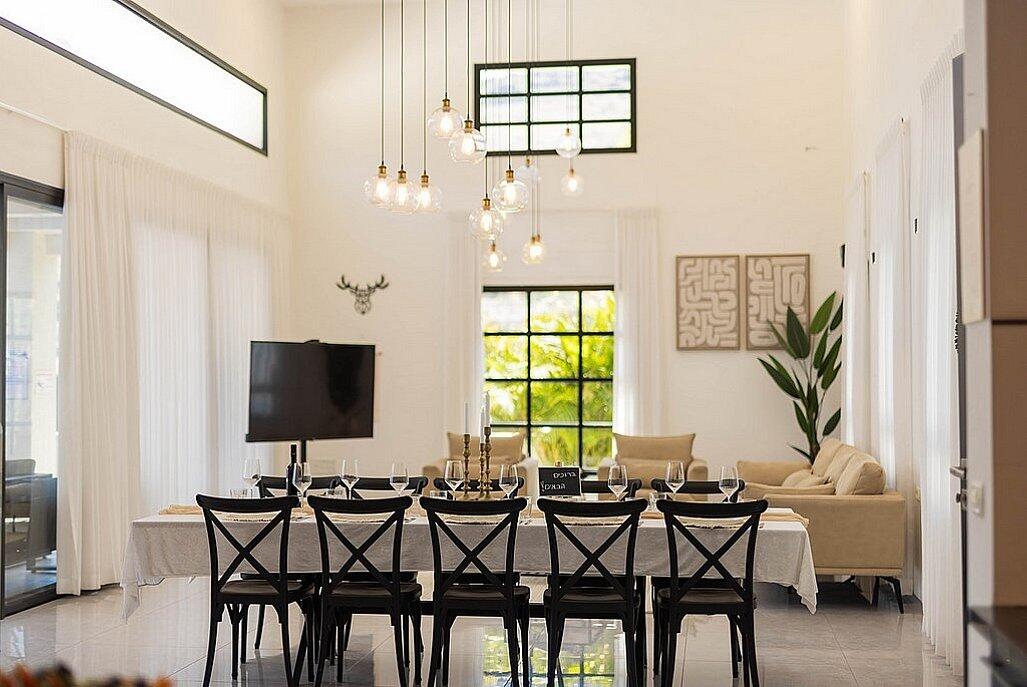 וילה לה וידה צפון  11  נופש - וי פור ויקיישן - V for Vacation