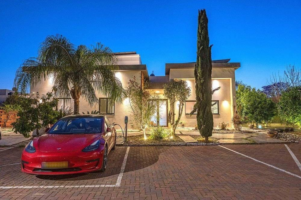 וילה שירת הנחל צפון  19  נופש - וי פור ויקיישן - V for Vacation