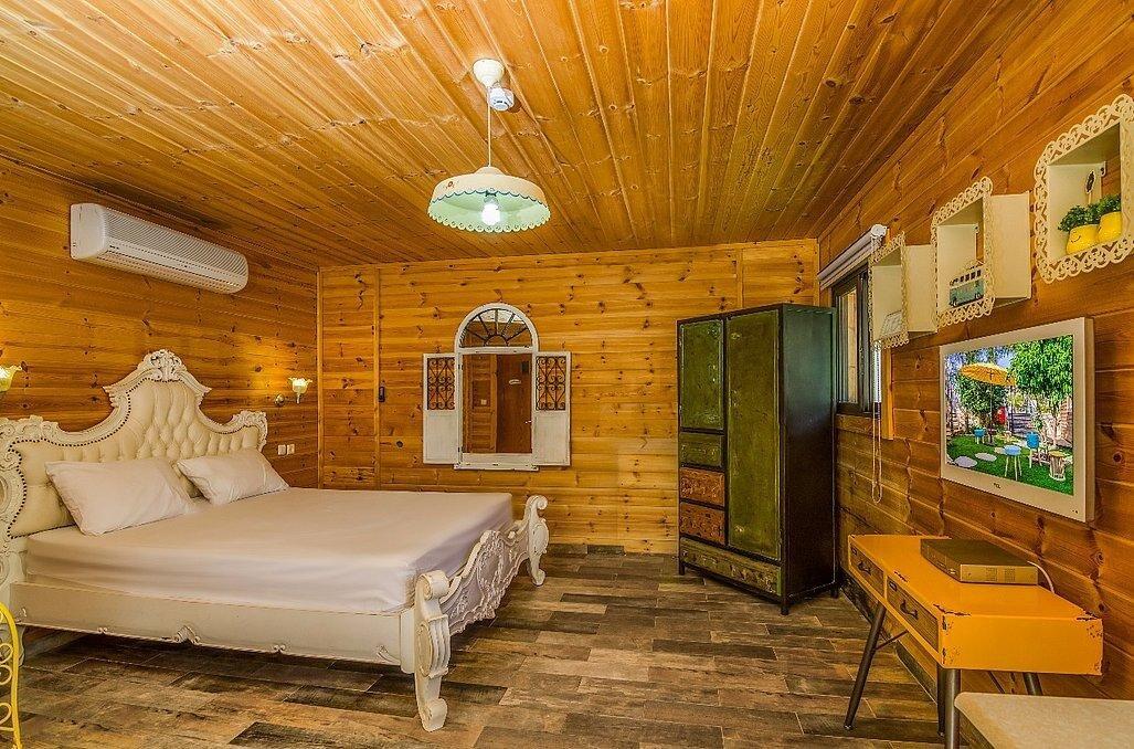 ארטמיס מרכז  12  נופש - וי פור ויקיישן - V for Vacation