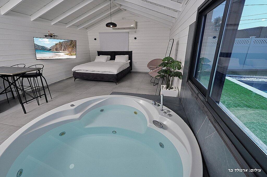 סוויטת מרום צפון  4  נופש - וי פור ויקיישן - V for Vacation