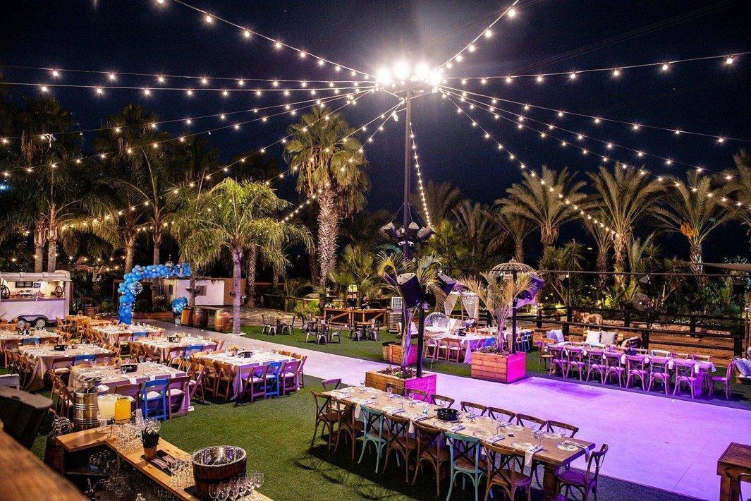 חלום בחווה אורבן – URBAN מרכז  8  נופש - וי פור ויקיישן - V for Vacation