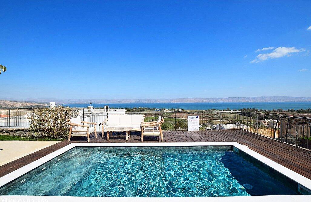 וילה בליס - Villa Bliss צפון  35  נופש - וי פור ויקיישן - V for Vacation