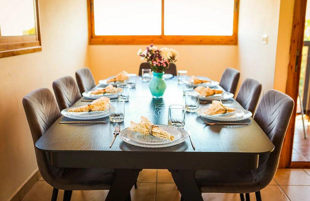 וילת בית העץ צפון  7  נופש - וי פור ויקיישן - V for Vacation